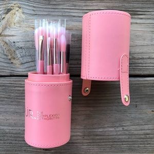 PUR Signature Travel Essentials Brush Set